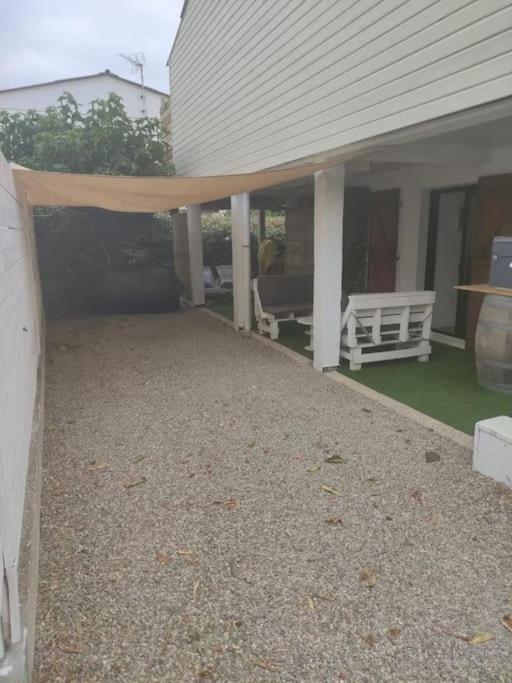 Joli T2 Bas De Chalet Plage De Груиссан Экстерьер фото