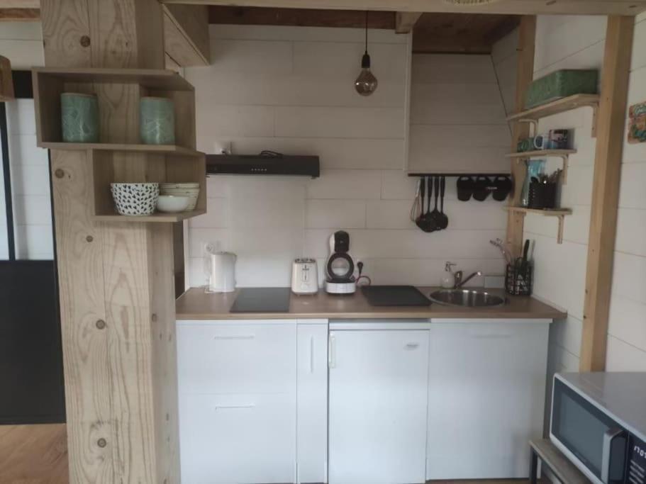 Joli T2 Bas De Chalet Plage De Груиссан Экстерьер фото
